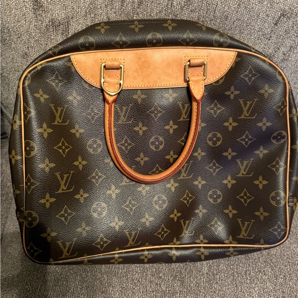 SOLD ****Louis Vuitton Monogram Deauville - Picture 2 of 10